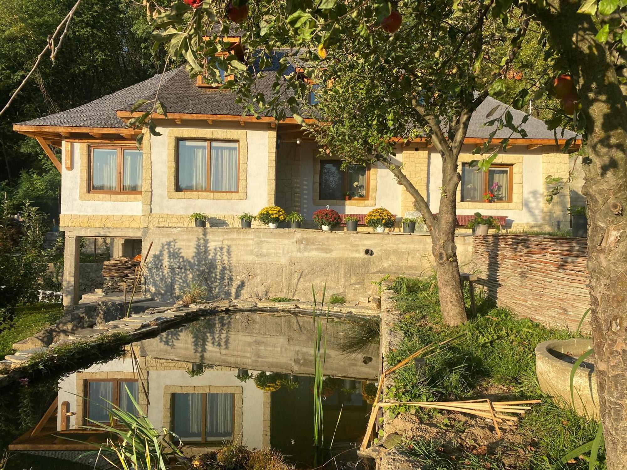 Casa Cu Sindrila Villa Valenii de Munte Luaran gambar