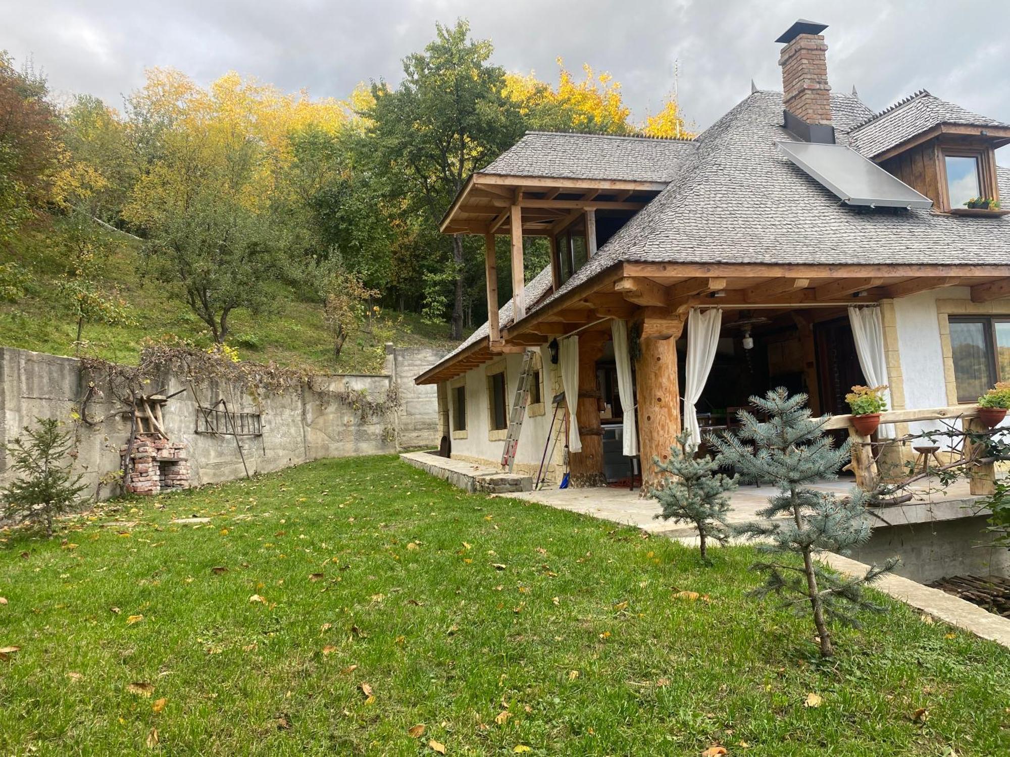 Casa Cu Sindrila Villa Valenii de Munte Luaran gambar