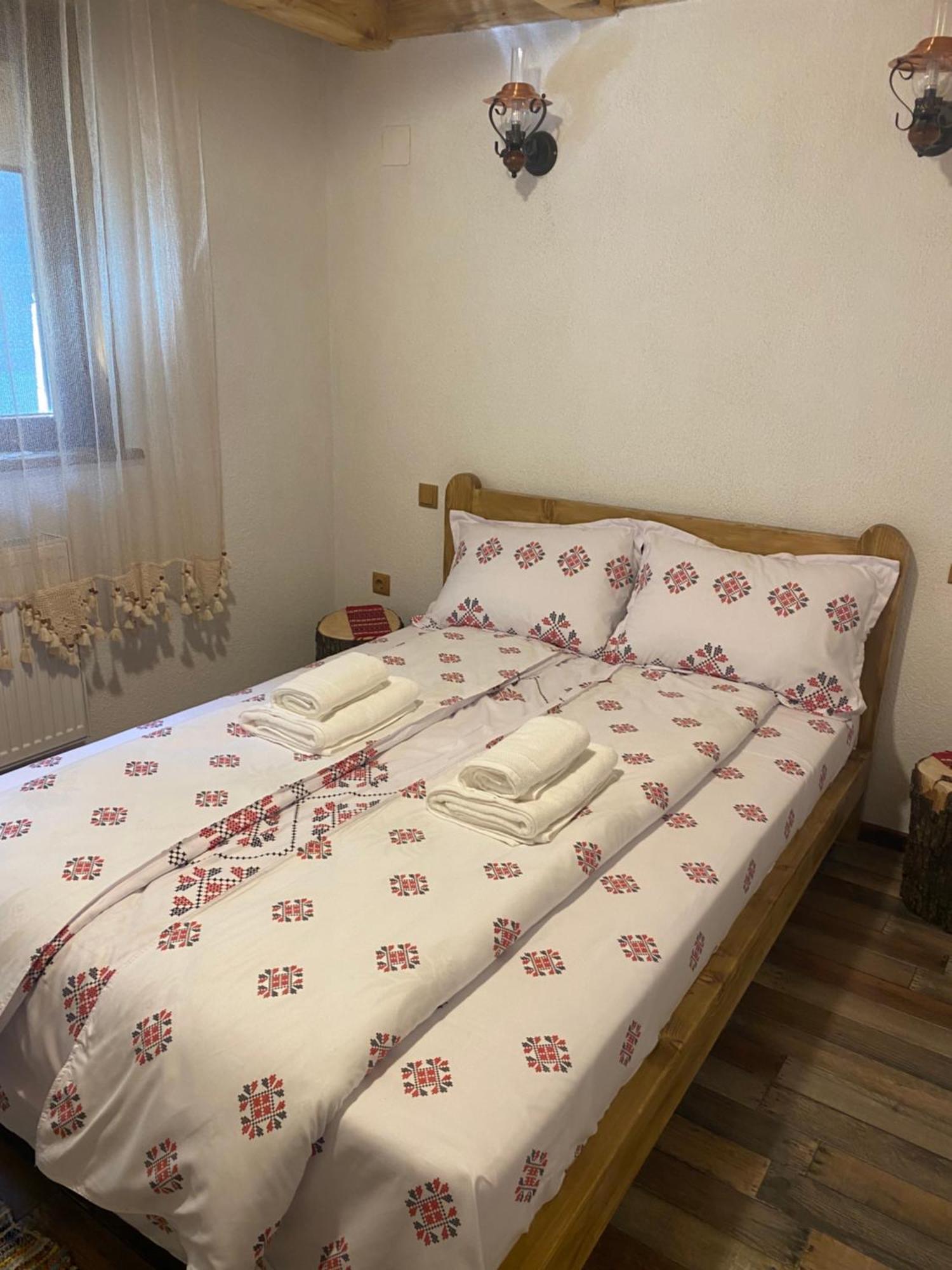 Casa Cu Sindrila Villa Valenii de Munte Luaran gambar