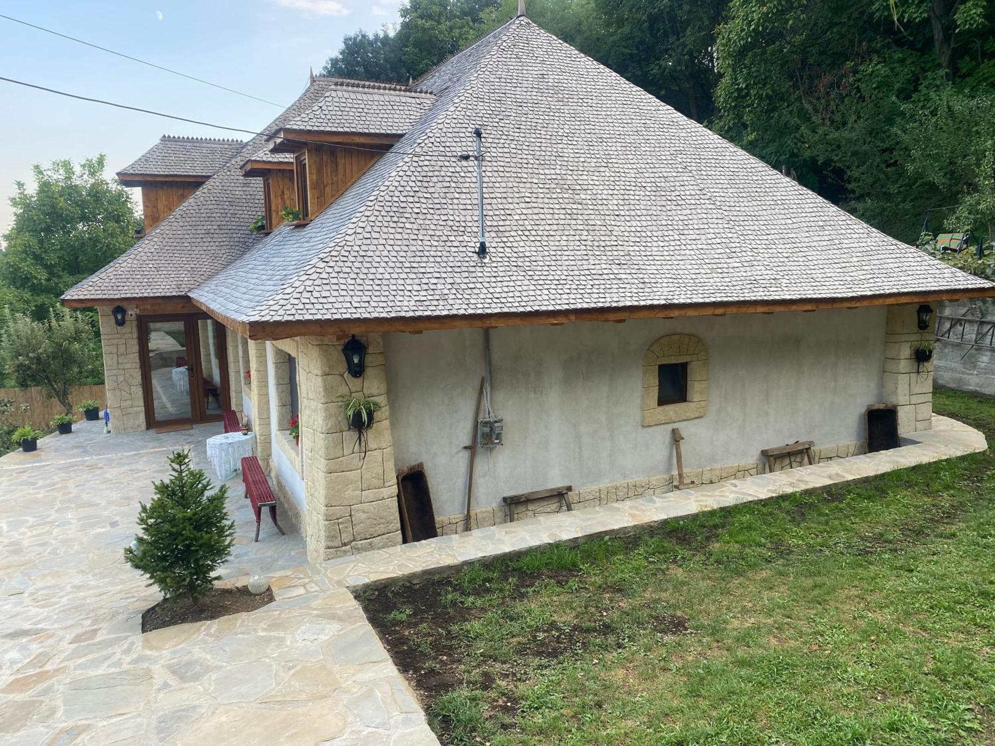 Casa Cu Sindrila Villa Valenii de Munte Luaran gambar