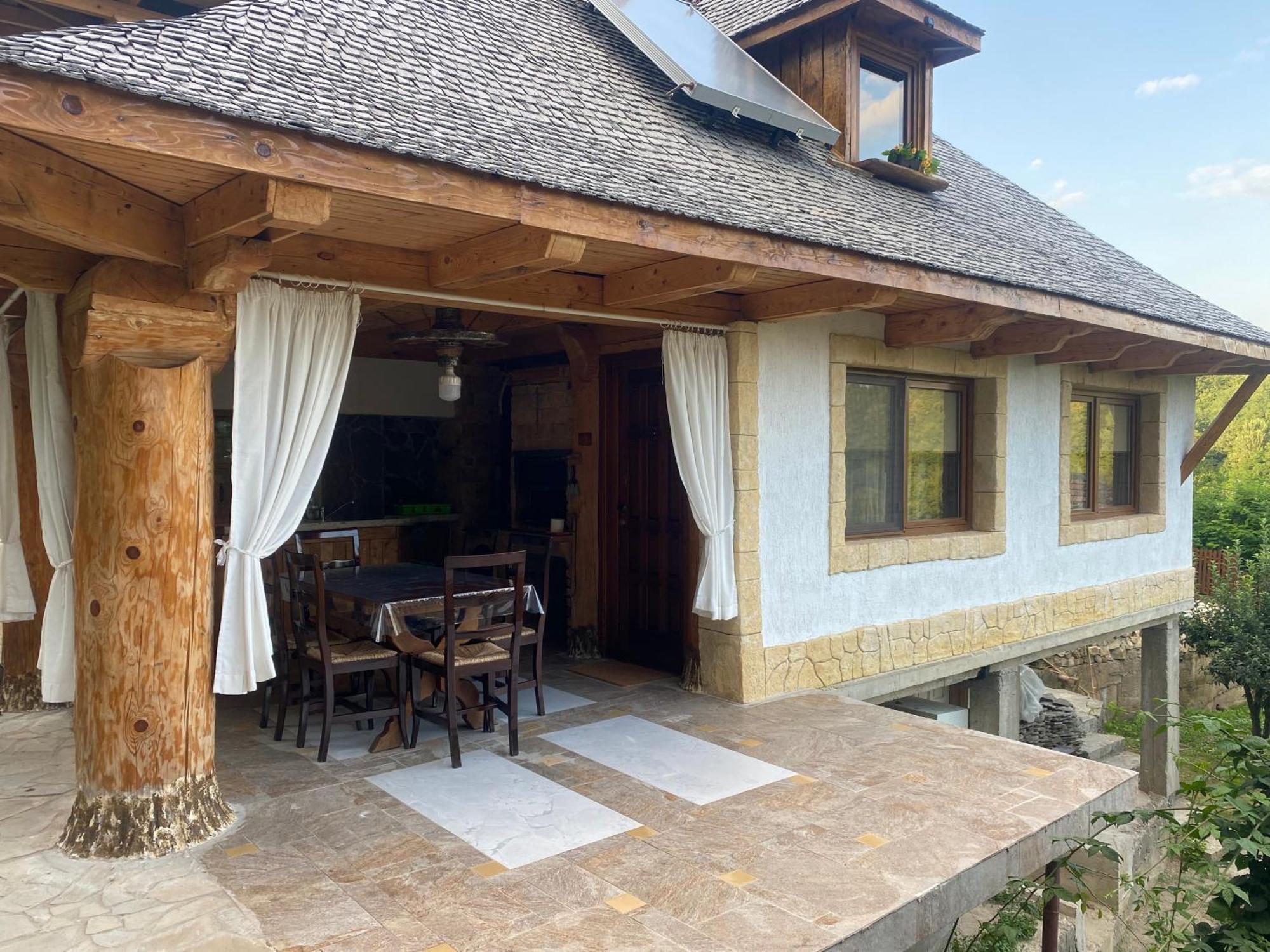 Casa Cu Sindrila Villa Valenii de Munte Luaran gambar