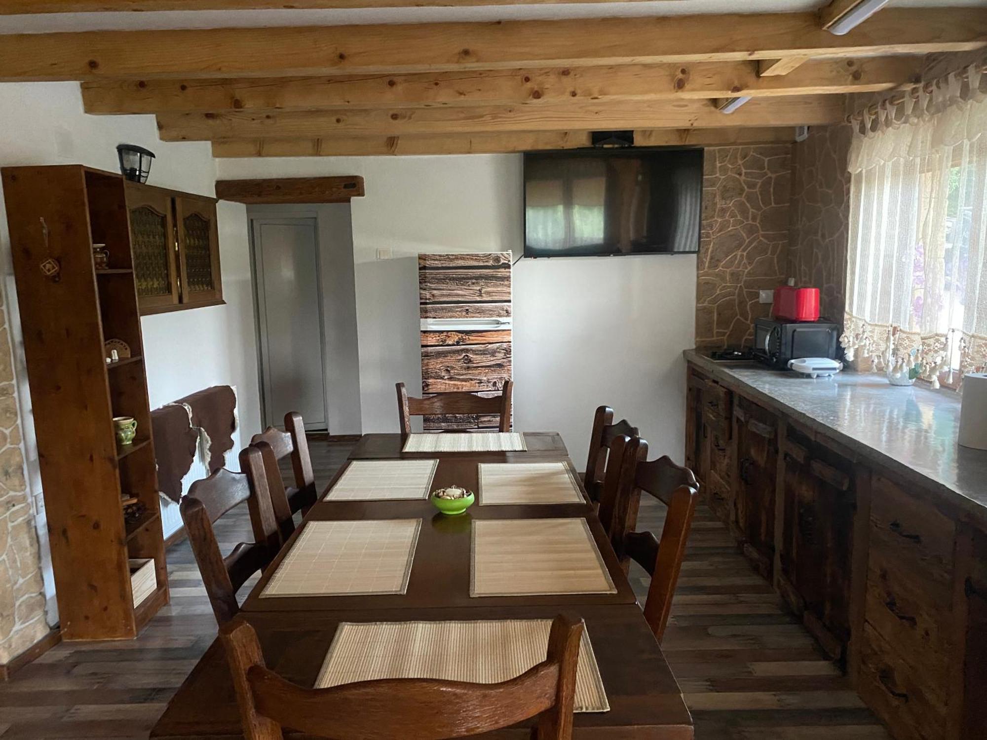 Casa Cu Sindrila Villa Valenii de Munte Luaran gambar