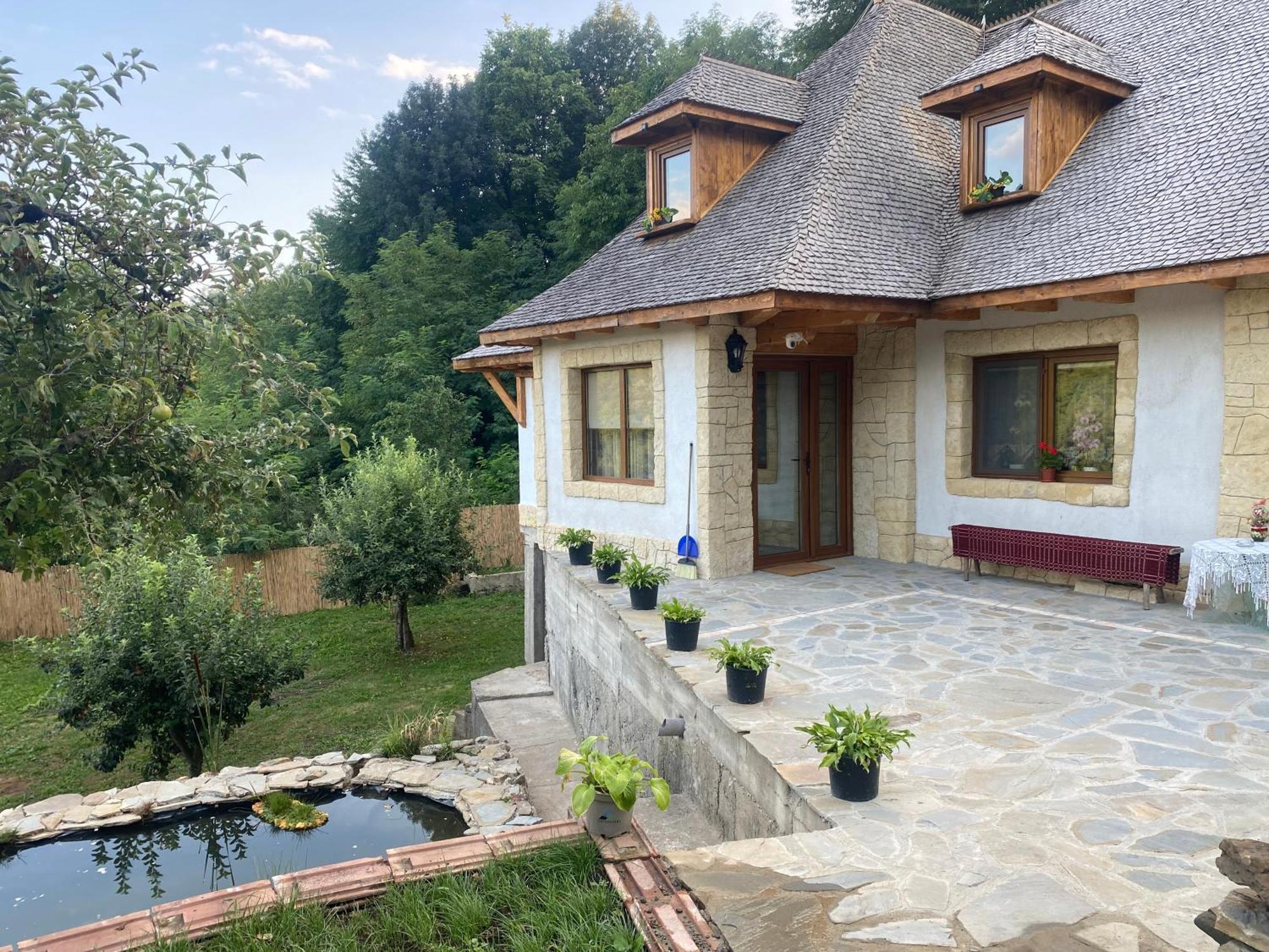 Casa Cu Sindrila Villa Valenii de Munte Luaran gambar