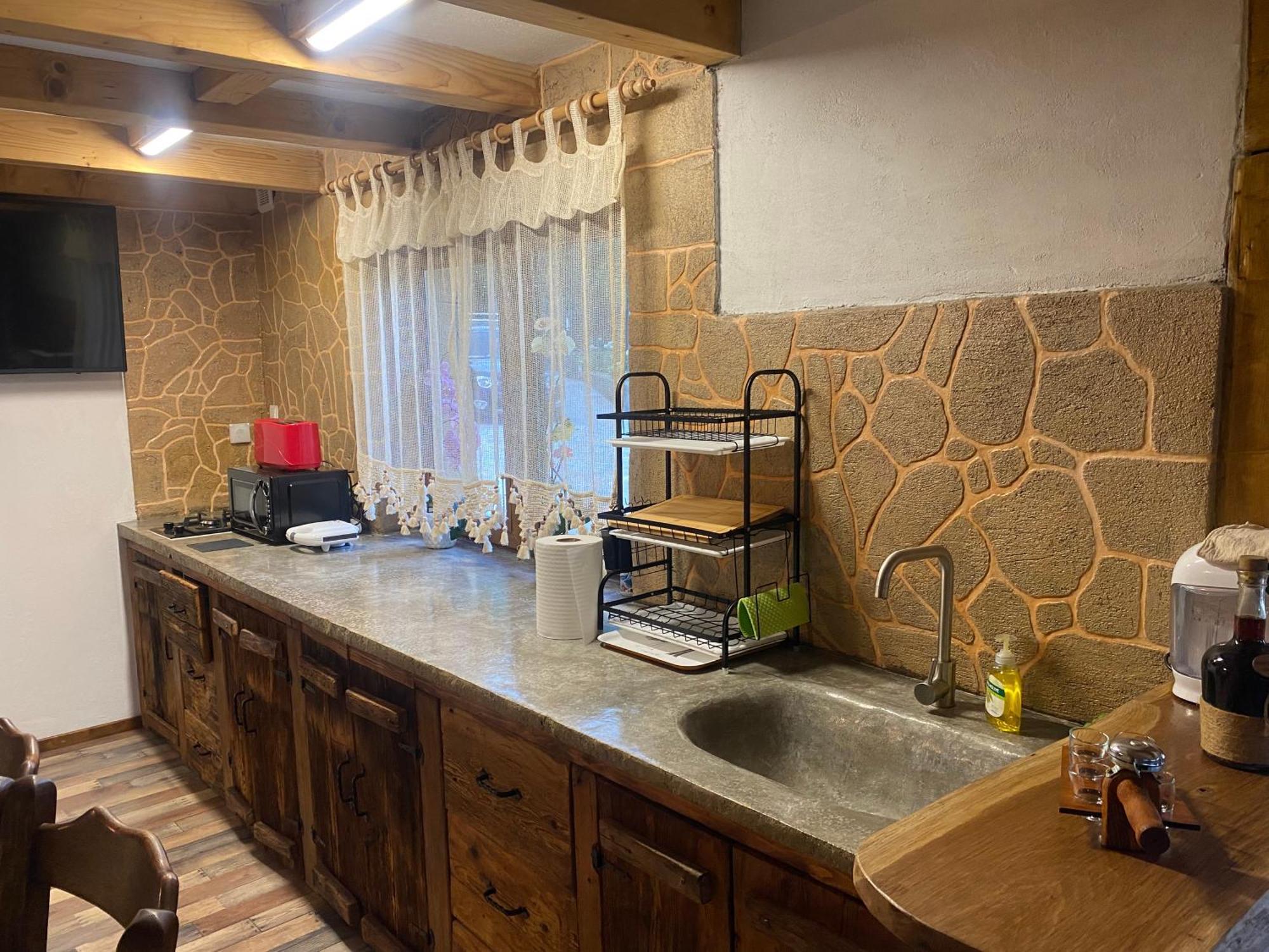 Casa Cu Sindrila Villa Valenii de Munte Luaran gambar
