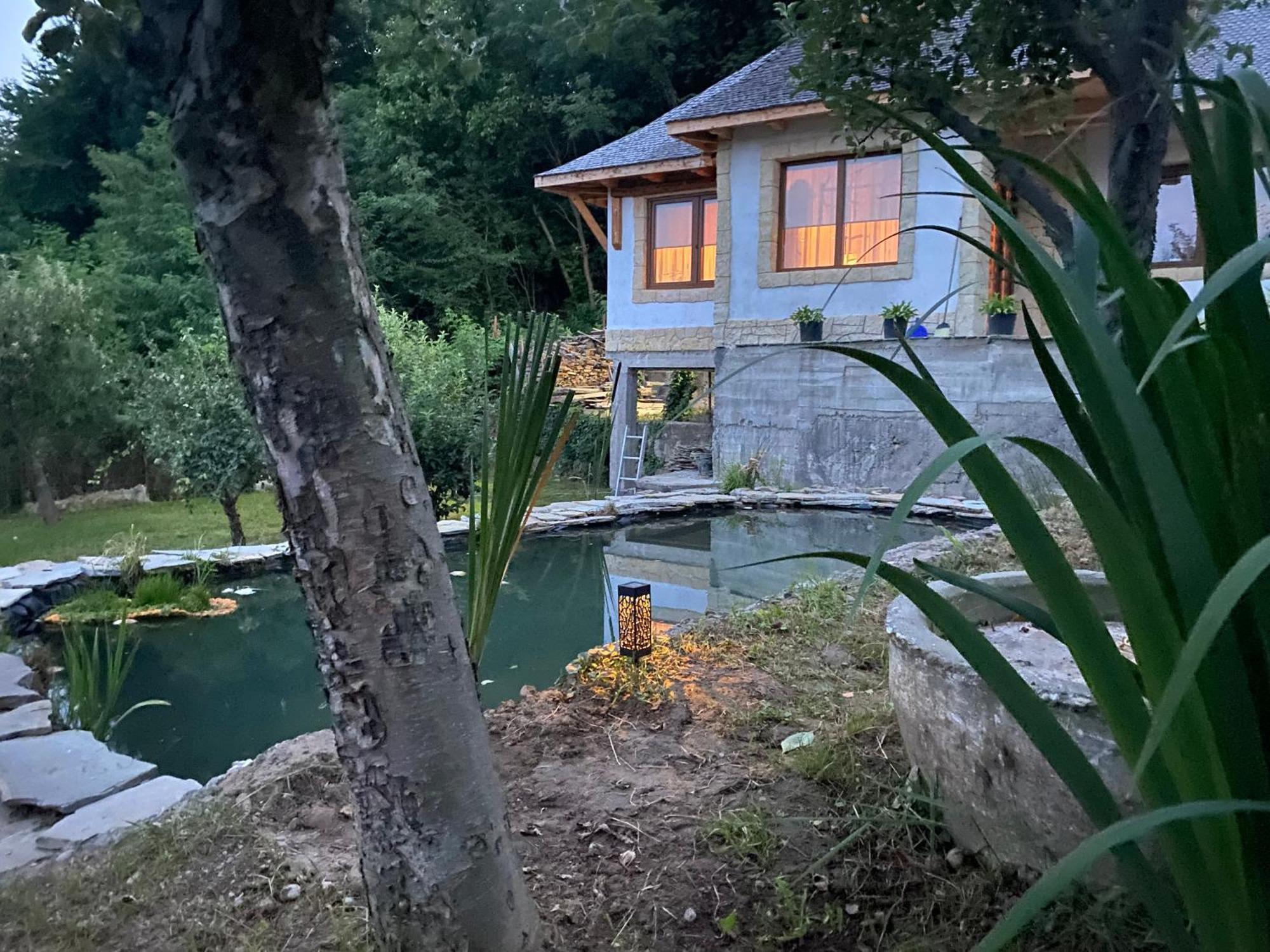 Casa Cu Sindrila Villa Valenii de Munte Luaran gambar