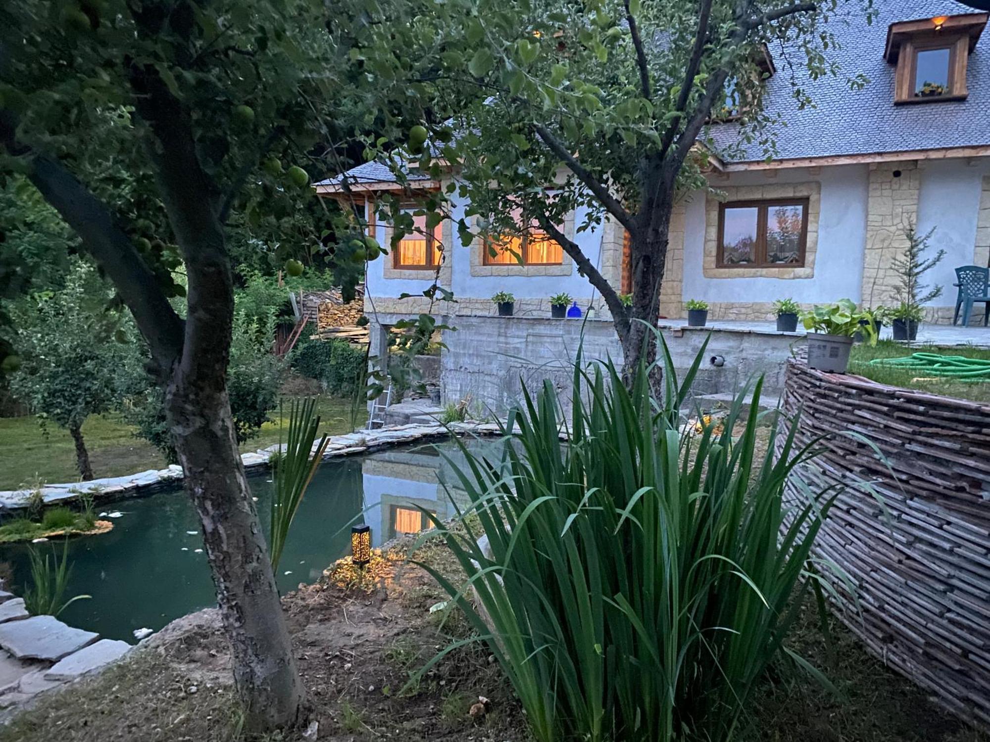 Casa Cu Sindrila Villa Valenii de Munte Luaran gambar